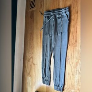 Buff bunny work jogger